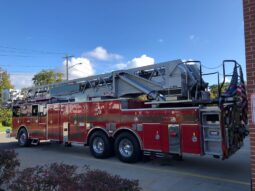 1996/2011 Refurbed Pierce Lance 100ft Rear Mount  Tower Ladder full