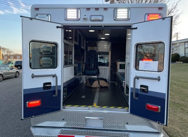 2022 E450 Type III Horton Remount REV Ambulance full