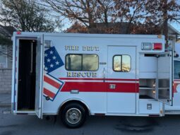 2009 GMC 4500 MedTech Type III Ambulance full