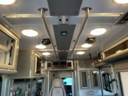 2009 GMC 4500 MedTech Type III Ambulance full