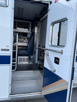 2010 E450 Horton Type III Ambulance full