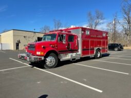 1997 International E-One 4900 4Dr Heavy Rescue