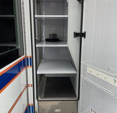 2016 E450 Super Duty  Demers Type III Ambulance GAS full