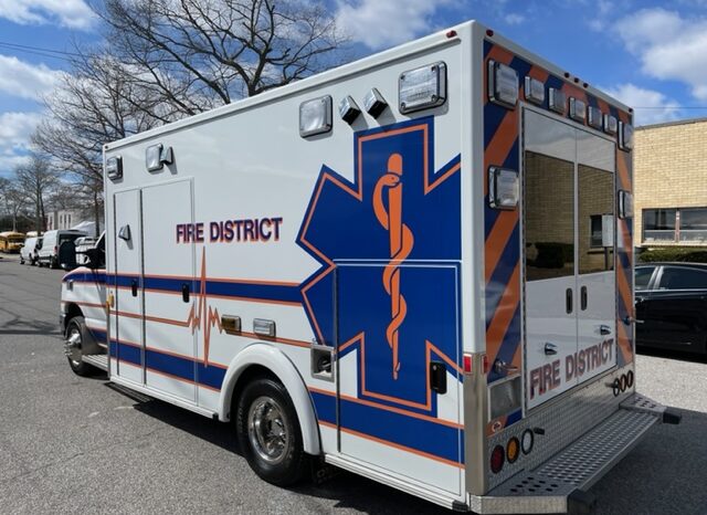 2016 E450 Super Duty  Demers Type III Ambulance GAS full