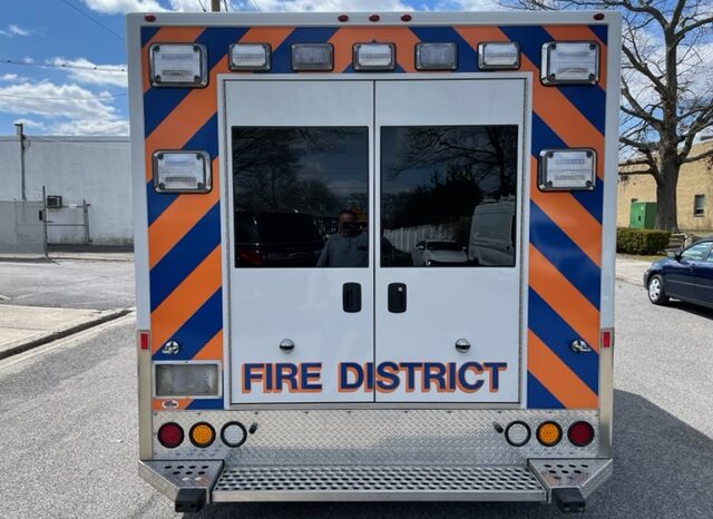 2016 E450 Super Duty  Demers Type III Ambulance GAS full