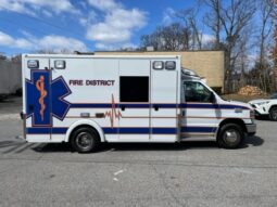 2016 E450 Super Duty  Demers Type III Ambulance GAS full