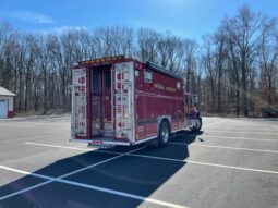 1997 International E-One 4900 4Dr Heavy Rescue full