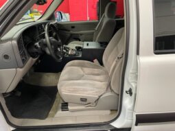 2004 Chevy Suburban LT 4×4 1500 Series Command Vehicle full