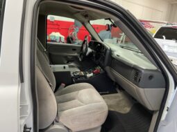 2004 Chevy Suburban LT 4×4 1500 Series Command Vehicle full