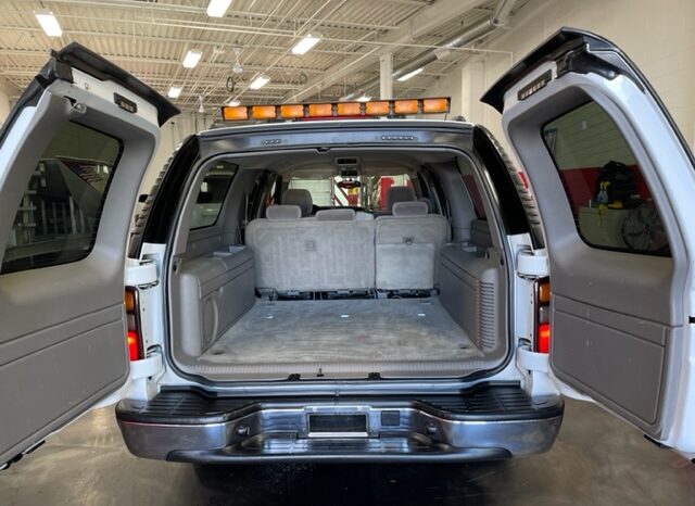 2004 Chevy Suburban LT 4×4 1500 Series Command Vehicle full