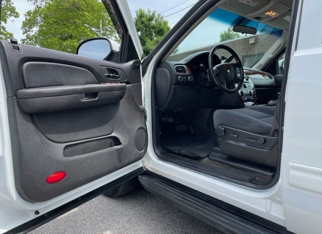 2009 Chevy Tahoe LT 4×4 Command Vehicle full