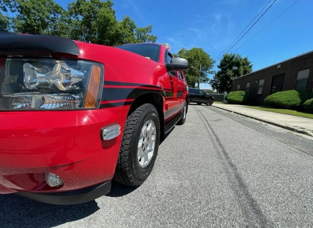 2013 Chevy Tahoe LS Special Command Vehicle Complete. full