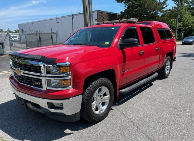 2014 Chevy Silverado 1500  4Dr 4×4  Z71 Command Vehicle full