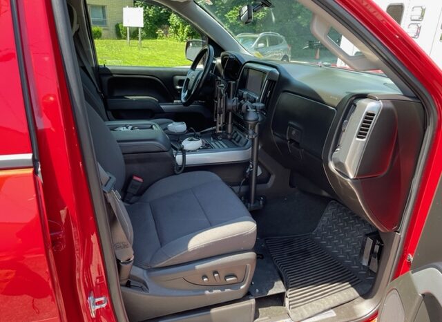 2014 Chevy Silverado 1500  4Dr 4×4  Z71 Command Vehicle full