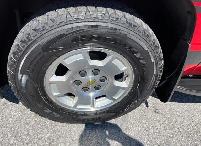 2013 Chevy Tahoe LS Special Command Vehicle Complete. full