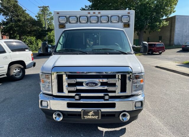 2022 E450 Type III Road Rescue Remount REV Ambulance full