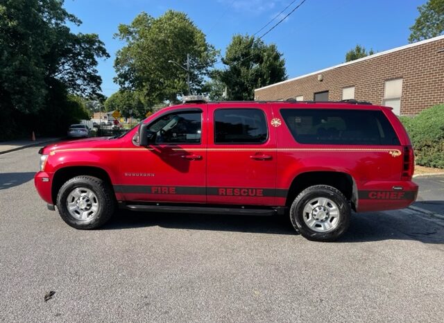 2013 Chevy Suburban LS 2500 4Dr 4×4 Command Vehicle full