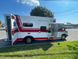 2010 Chevy Duramax 4500 Braun Type III Ambulance full