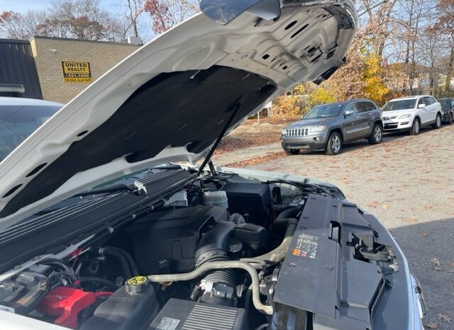 2014 Chevy Tahoe LT 4×4 4Dr Command Vehicle full