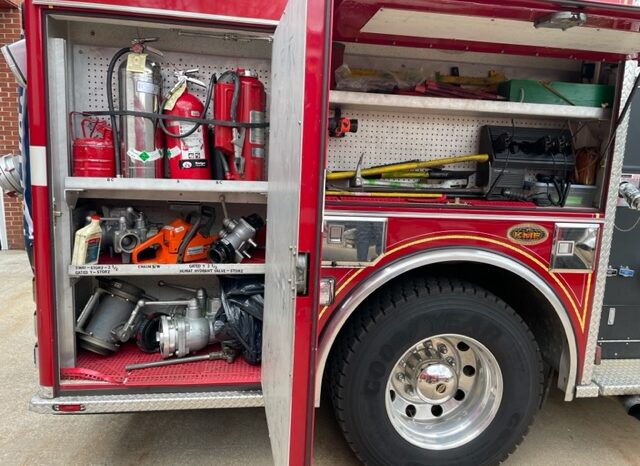 2002 International 4800 KME 4×4 Pumper 500/750 13K miles full