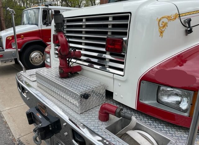 2002 International 4800 KME 4×4 Pumper 500/750 13K miles full