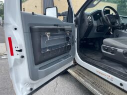 2016 F550 Super Duty 4×4 Lifeline Ambulance full