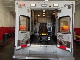 2009 F450 4×4 Super Duty  Road Rescue Medium Duty Ambulance 50k Miles full