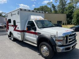 2009 F450 4×4 Super Duty  Road Rescue Medium Duty Ambulance 50k Miles full