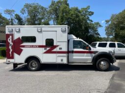 2009 F450 4×4 Super Duty  Road Rescue Medium Duty Ambulance 50k Miles full