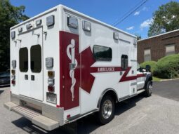 2009 F450 4×4 Super Duty  Road Rescue Medium Duty Ambulance 50k Miles full