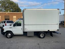 2012 Ford E350 Super Duty SUPREME 12ft Box Truck full