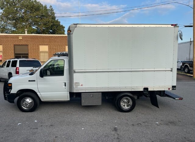 2012 Ford E350 Super Duty SUPREME 12ft Box Truck full