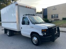 2012 Ford E350 Super Duty SUPREME 12ft Box Truck full