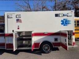 2015 Ford E450 Super Duty  PL Custom Type III Ambulance 62k Miles Gas full