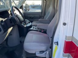 2015 Ford E450 Super Duty  PL Custom Type III Ambulance 62k Miles Gas full