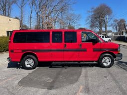 2015 Chevy Express 3500 LS Extended 14 Passenger Van full