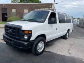 2008 Ford E-350 XL Super Duty 14 Pass Van