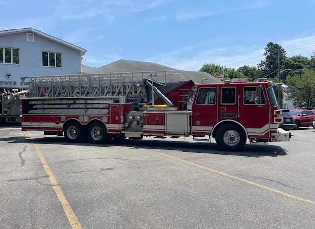 1998 Sutphen 100Ft Mid Mount Tower Ladder 300/2,000 21k Miles full