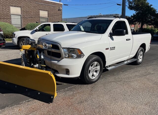 2018 Dodge Ram Express 1500 4×4 2Dr Pick Up One Owner full