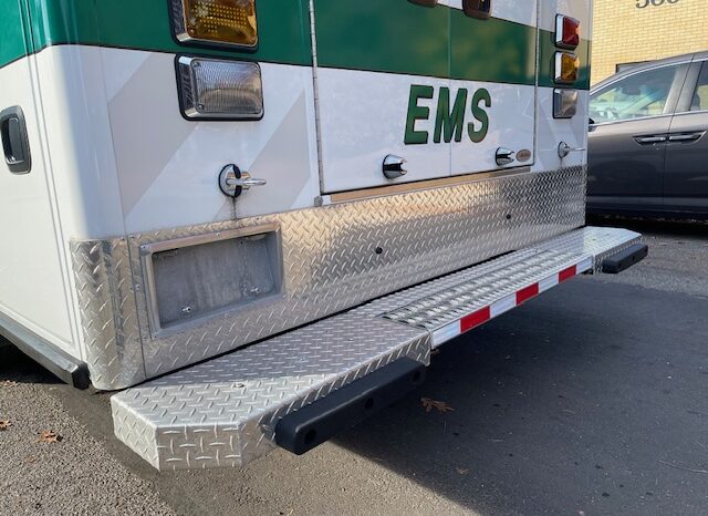 2019 Chevy Silverado 3500 HD 4×4 Type 1 Medix Ambulance full