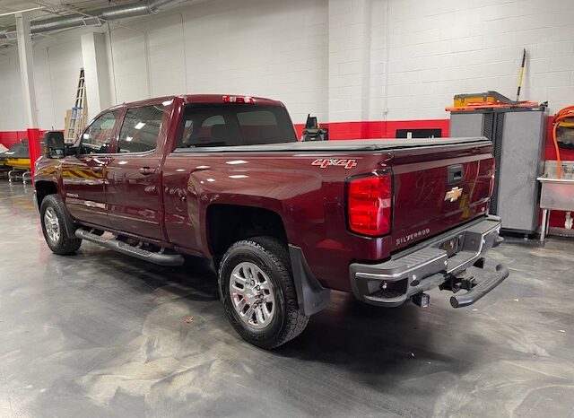 For Sale: 2016 Chevy Silverado 2500 HD LT Crew Cab 4×4 full