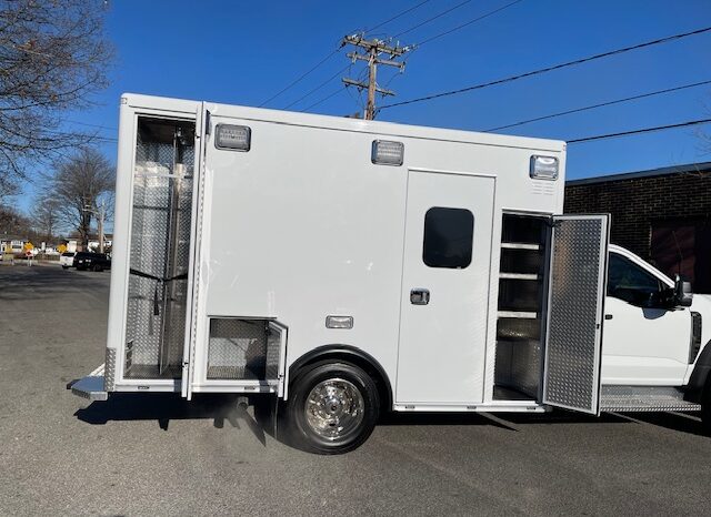 2023 F450 AEV Type1 4×4 Remounted SIV Ambulance Gas full