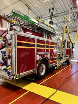 2006 HME 4Dr Rescue Pumper 1,200 / 1,750 GPM 24k Miles full