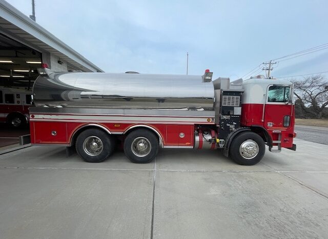 1997 Freightliner US Tanker 4,000Gal /500-GPM Pump 10k Miles full