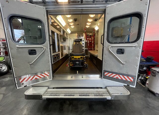 2013 Chevy Express 3500 Braun Type III Duramax Ambulance full