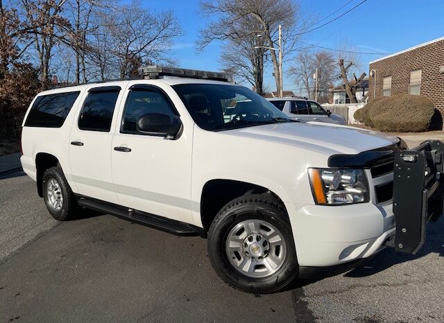 2013 Chevrolet Suburban 2500 4×4 – Fully Equipped Emergency Command Vehicle full