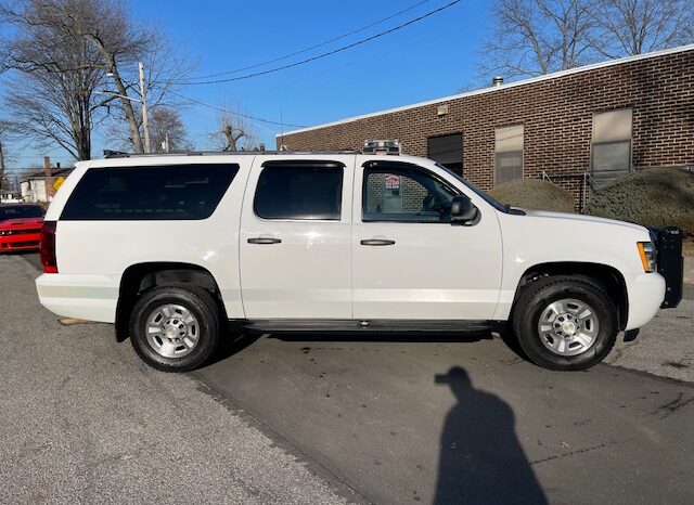 2013 Chevrolet Suburban 2500 4×4 – Fully Equipped Emergency Command Vehicle full