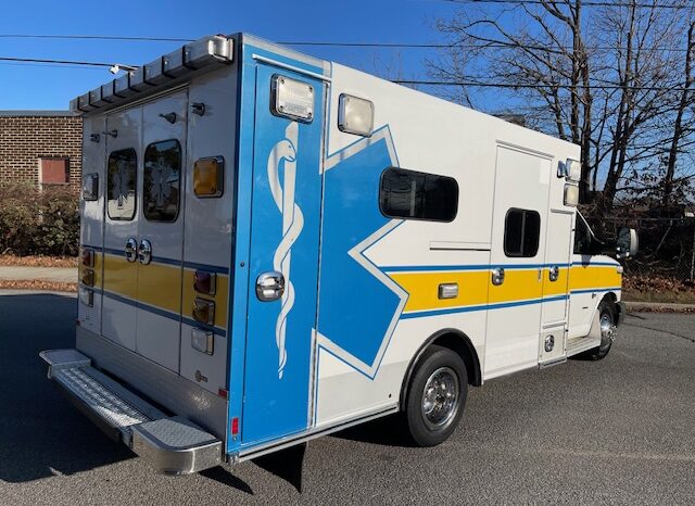 2013 Chevy Express 3500 Braun Type III Duramax Ambulance full