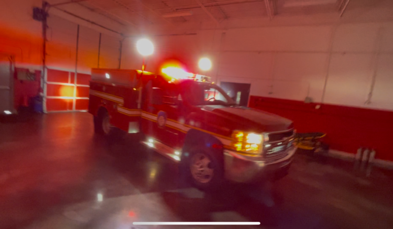 ? FOR SALE – 2010 Chevy Silverado 3500 HD 4×4 – Built by Pierce – Fire Police Rescue ? full