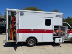 ? 2016 Ford E450 Super Duty AEV Type III Ambulance – ONLY 31K MILES full